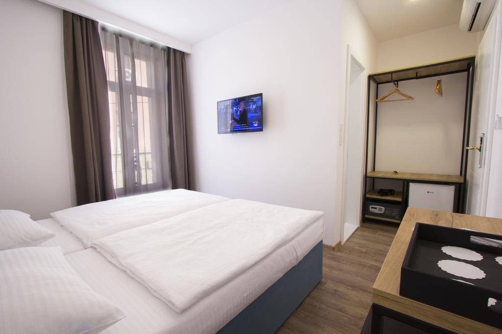 Riverside Hiša za goste 4*